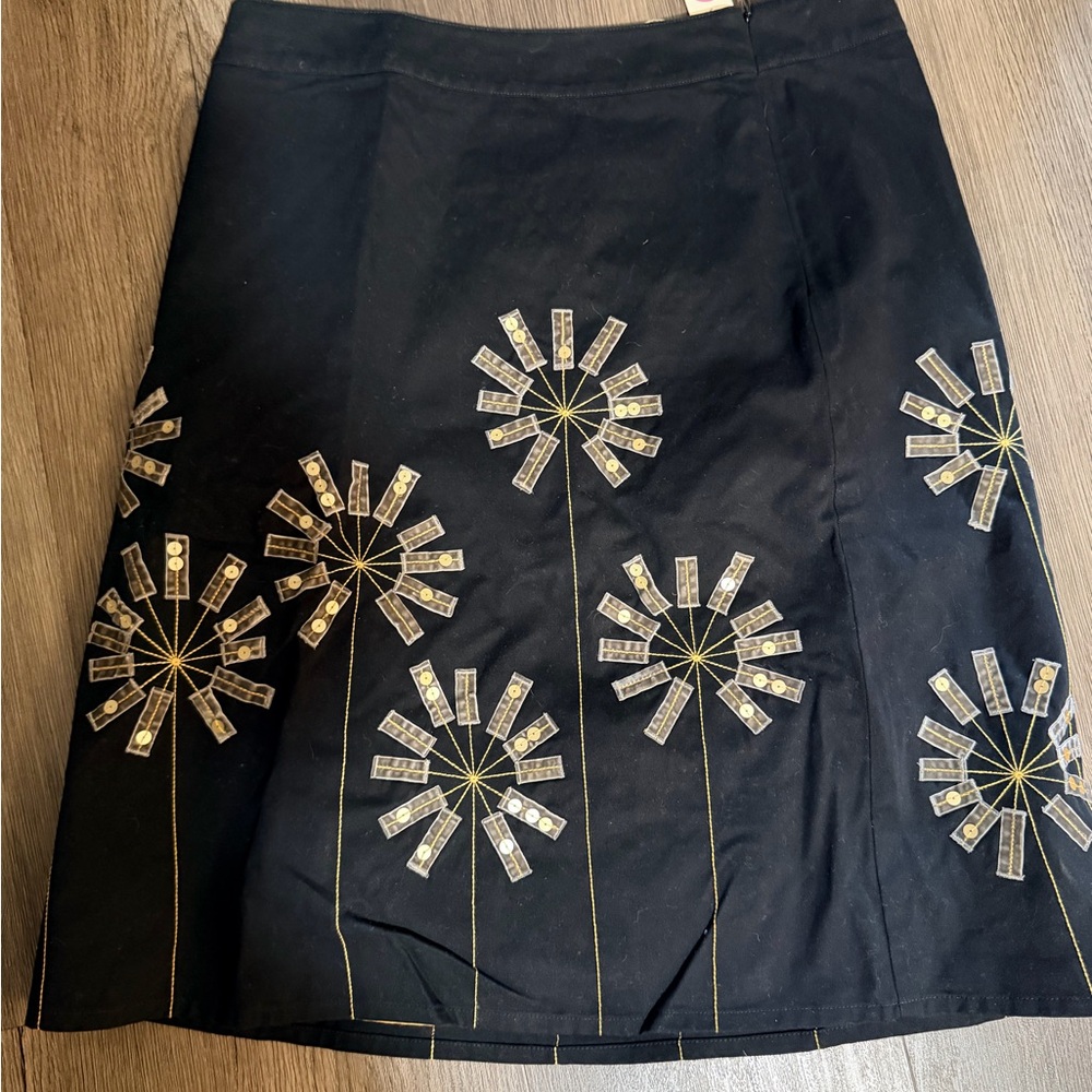 New Boden Black Skirt with Floral Accents A line skirt 12L